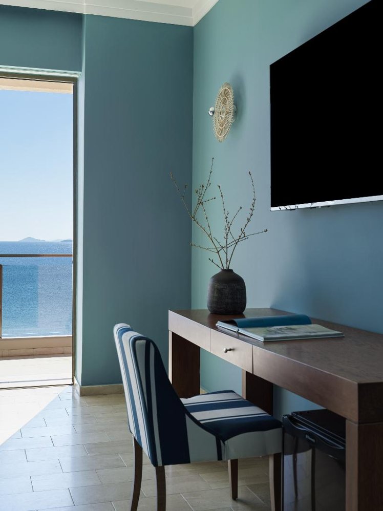 SINGLE SEA FRONT Room