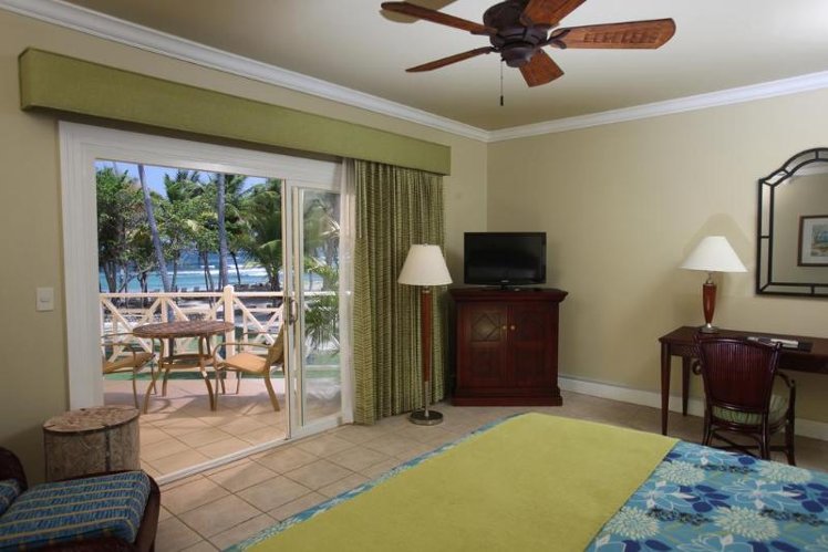 SINGLE DELUXE OCEAN FRONT Room