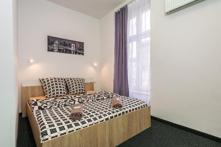 DOUBLE ECONOMY Room