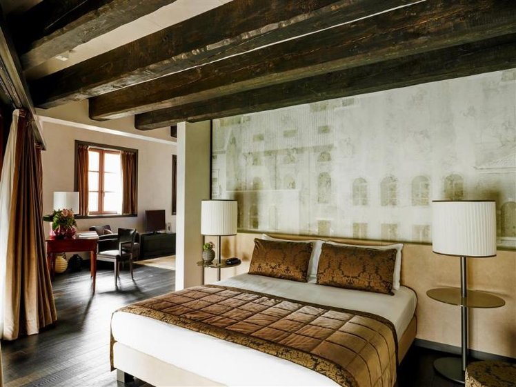 Double or Twin SUPERIOR Room