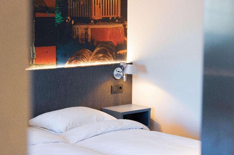 TRIPLE CITY VIEW Room