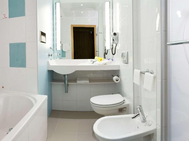 DOUBLE STANDARD Room