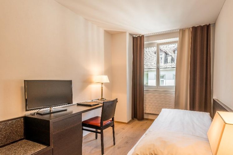 SINGLE SUPERIOR Room
