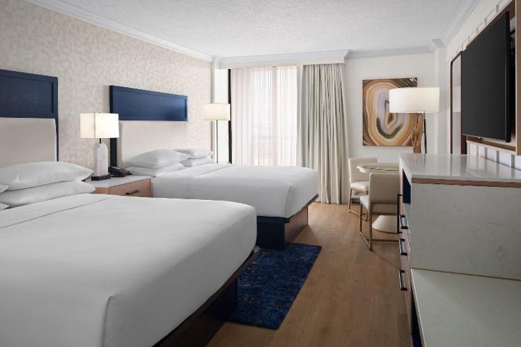 DOUBLE TWO QUEEN BEDS Room