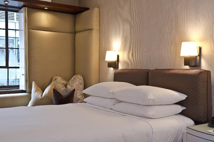 DOUBLE LUXURY Room