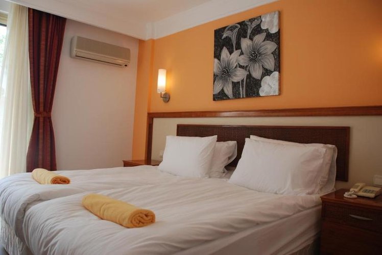 DOUBLE STANDARD Room