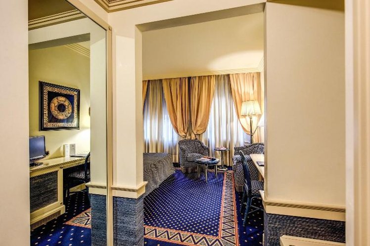 DOUBLE SUPERIOR Room