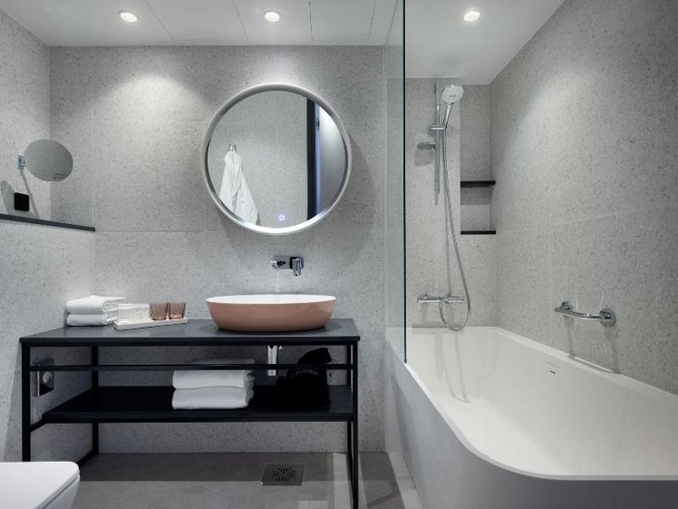 DOUBLE BUSINESS Room