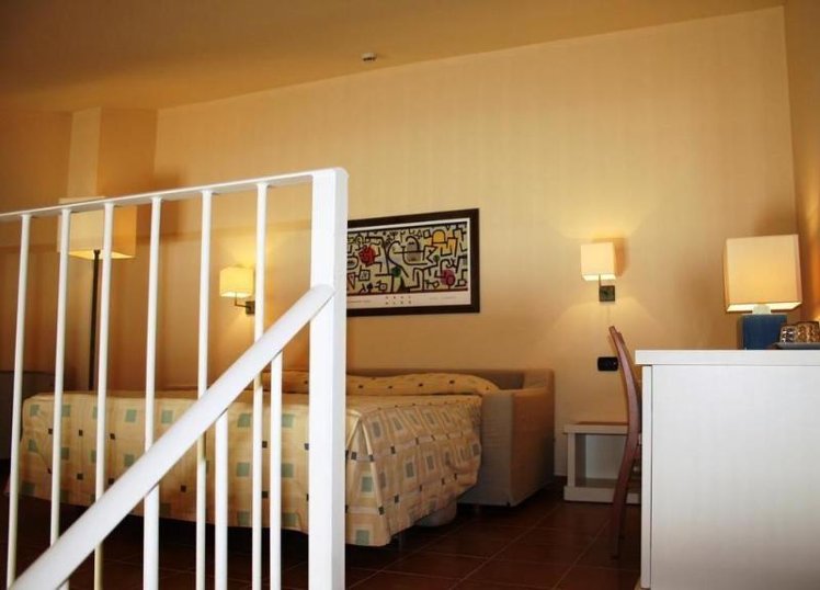 JUNIOR SUITE STANDARD Room