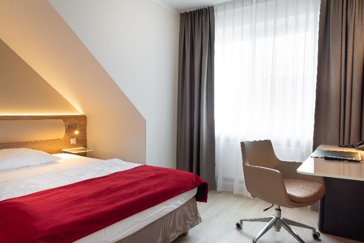 SINGLE DELUXE Room