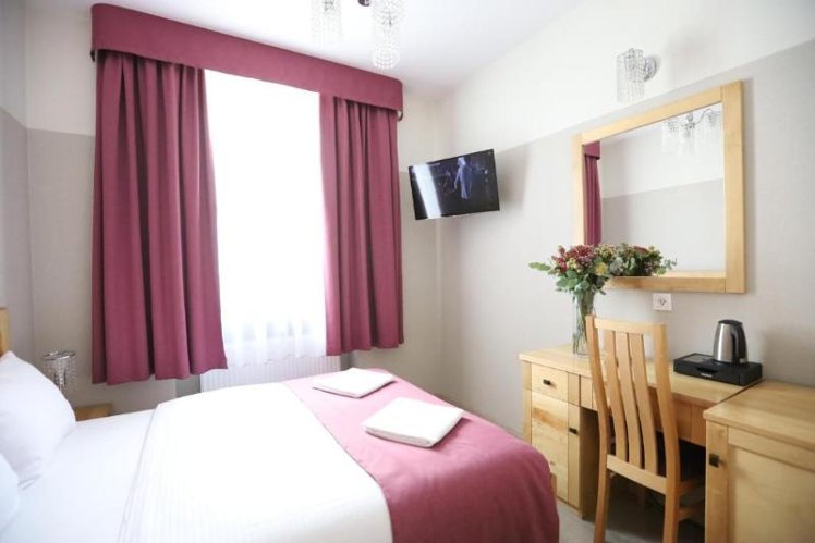 DOUBLE BASIC Room