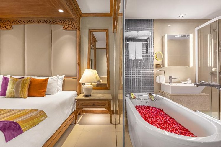 DOUBLE HONEYMOON Room