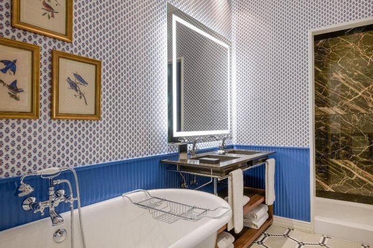 TWIN PREMIUM NON SMOKING Room