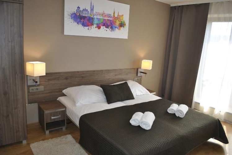 SINGLE STANDARD Room