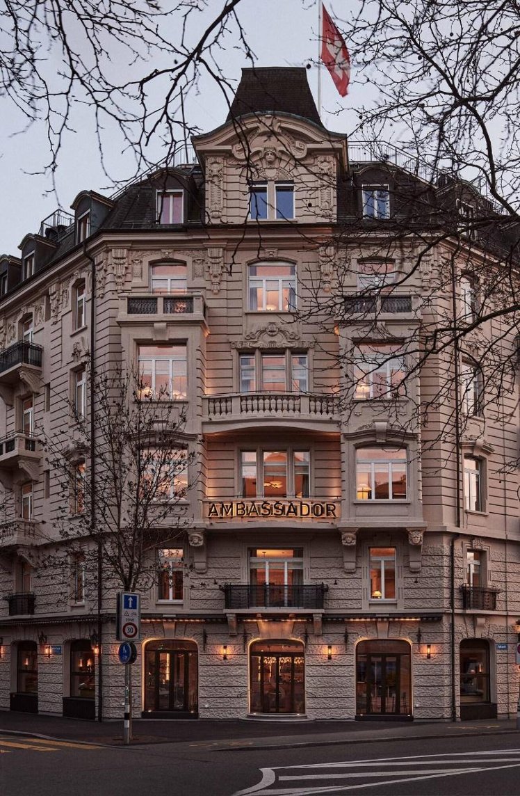 Small Luxury Hotel Ambassador A L'Opera