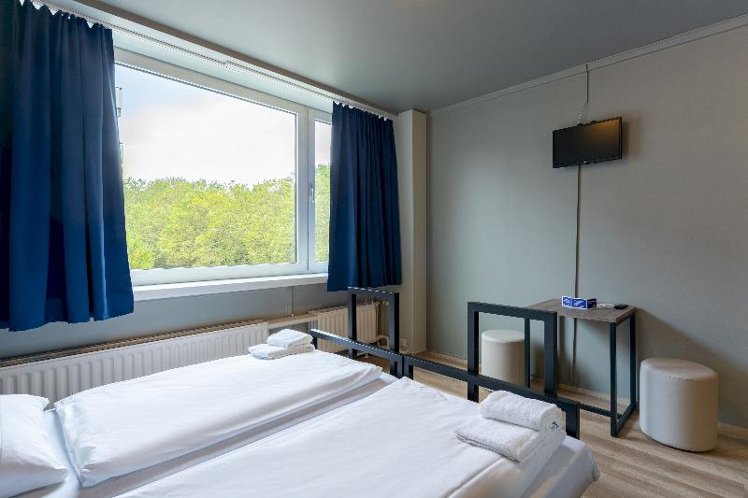 TWIN STANDARD Room