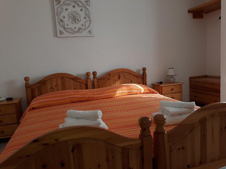SINGLE STANDARD Room