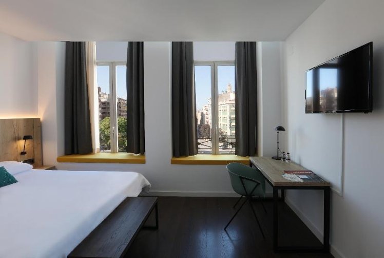 DOUBLE SUPERIOR Room