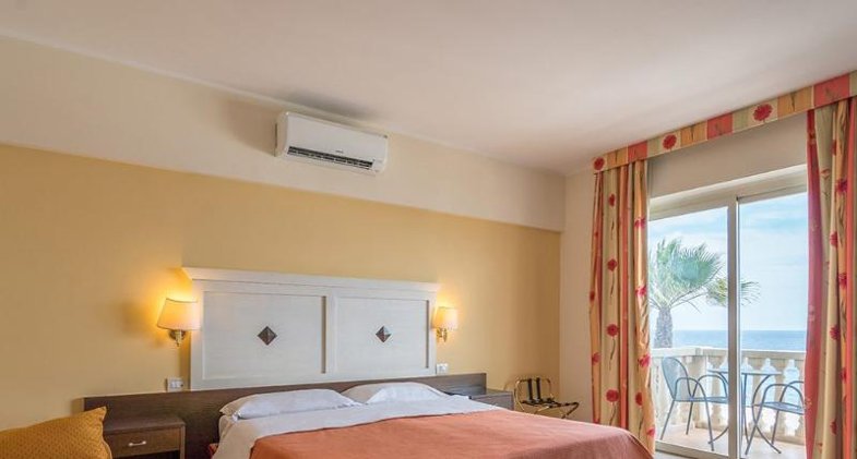 DOUBLE CLASSIC Room