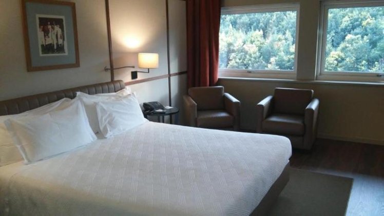 DOUBLE SINGLE USE STANDARD Room