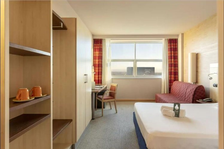 DOUBLE ECONOMY Room