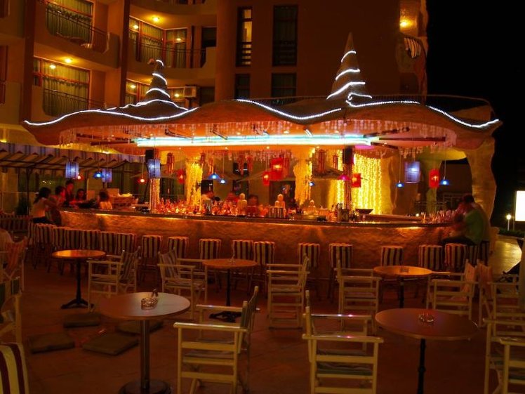 Bar