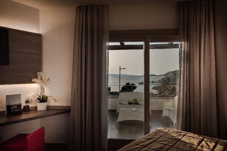 SUITE SEA FRONT Room