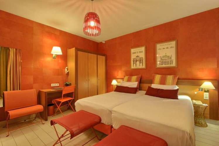 TRIPLE SUPERIOR Room