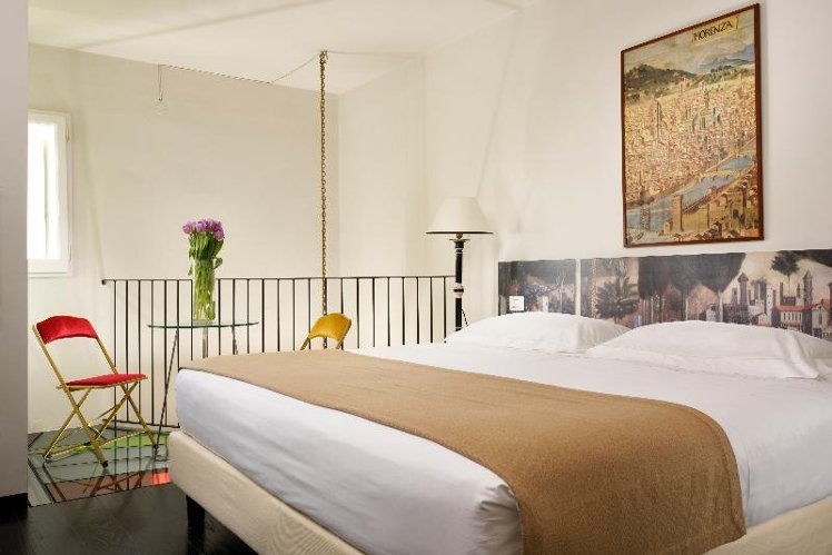 SUITE WITH VIEWS Room
