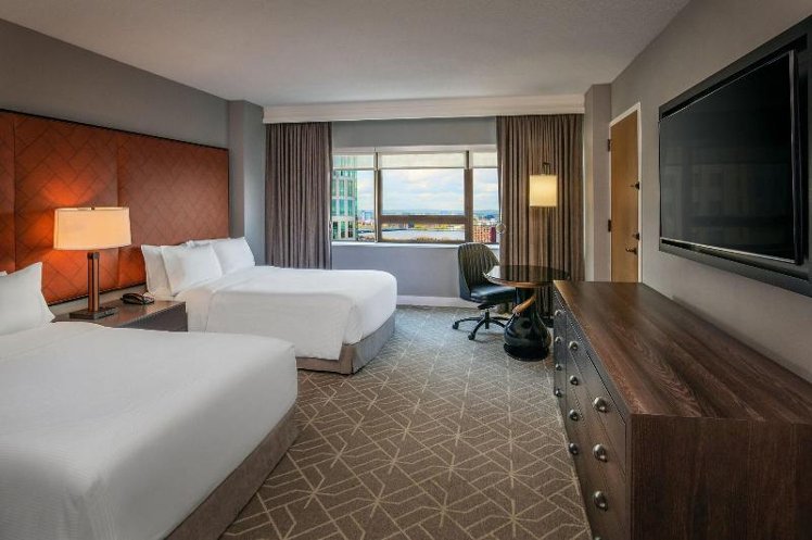 QUADRUPLE CITY VIEW TWO DOUBLE BEDS Room