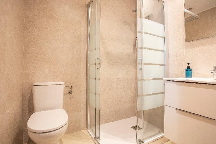 SINGLE STANDARD Room
