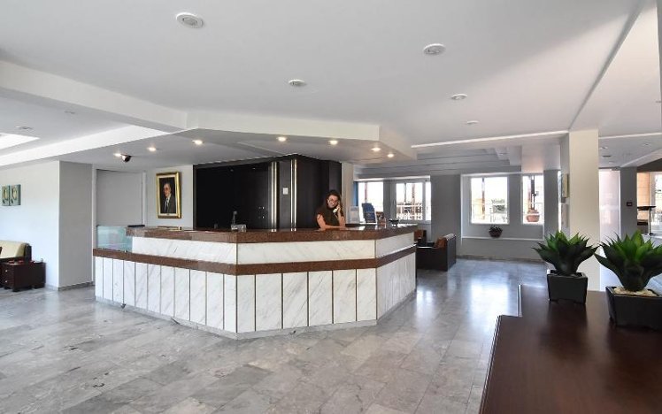 Hermes hotel