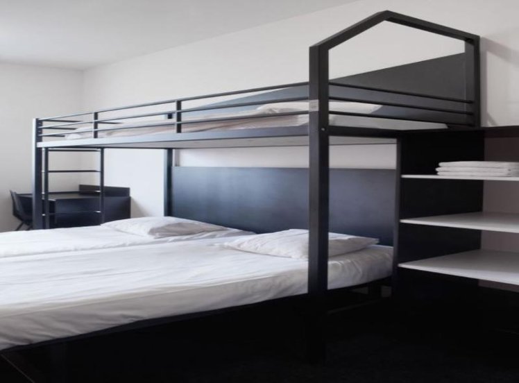 TRIPLE STANDARD Room