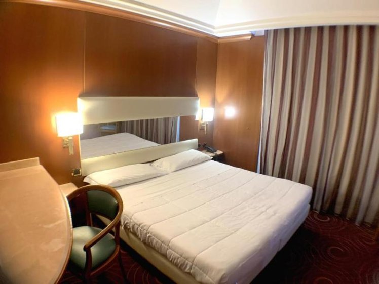DOUBLE SINGLE USE ANNEX Room