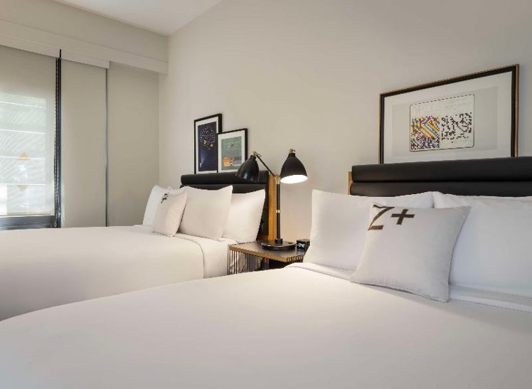 DOUBLE TWO QUEEN BEDS Room
