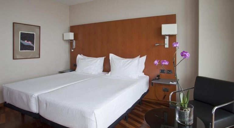 DOUBLE SINGLE USE STANDARD Room