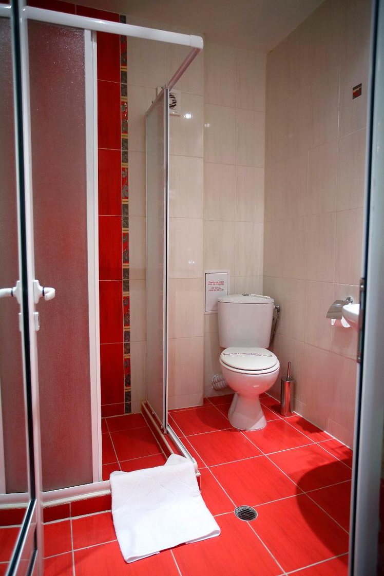 DOUBLE SINGLE USE DELUXE Room