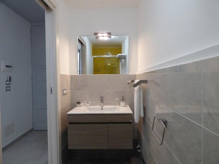 DOUBLE STANDARD Room