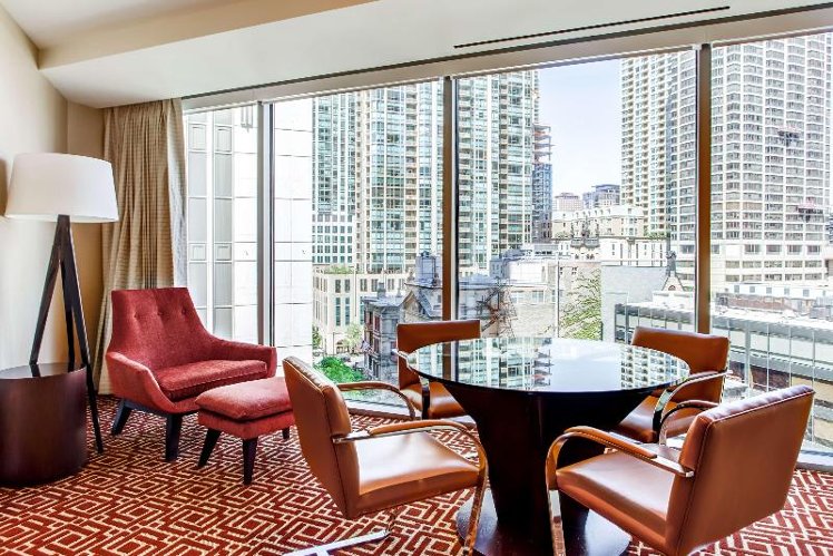 SUITE LUXURY Room