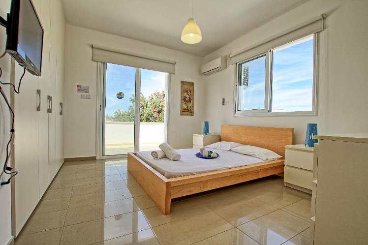 VILLA THREE BEDROOMS WITH PRIVATE POOL Room