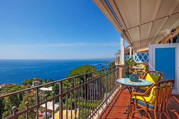 JUNIOR SUITE WITH TERRACE Room
