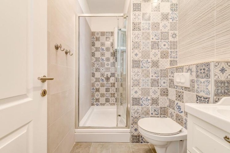 DOUBLE DELUXE WITH BALCONY Room