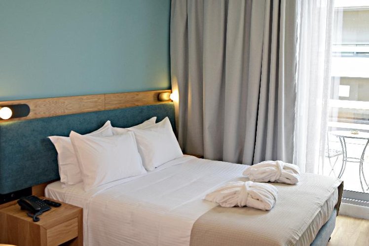 DOUBLE WITH BALCONY Room