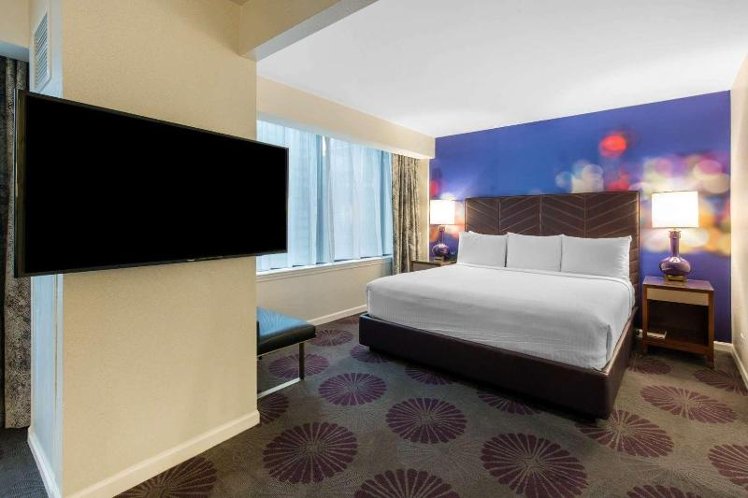 DOUBLE KING SIZE BED Room