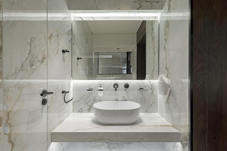 SUITE KING BED WITH JACUZZI Room