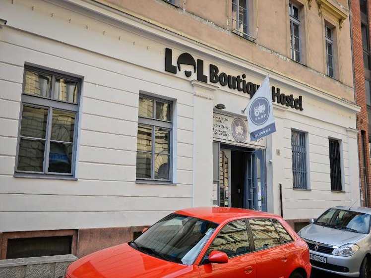 LOL Boutique Hostel City Center