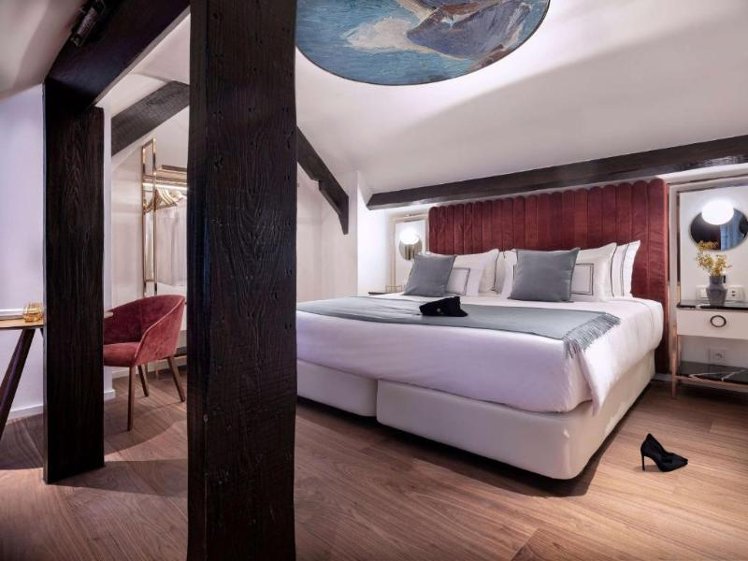 SUITE GRAND Room