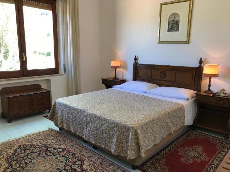 Double or Twin STANDARD Room