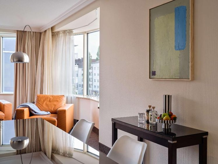 SUITE DELUXE Room
