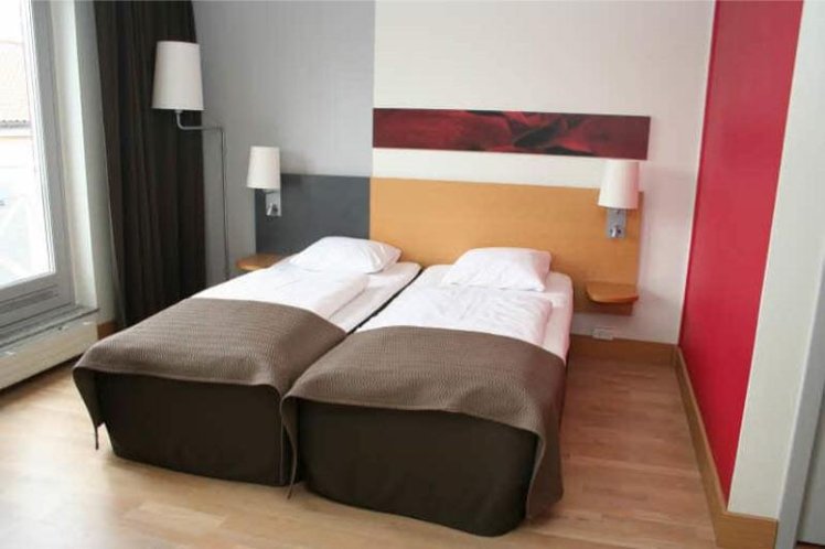 DOUBLE STANDARD Room